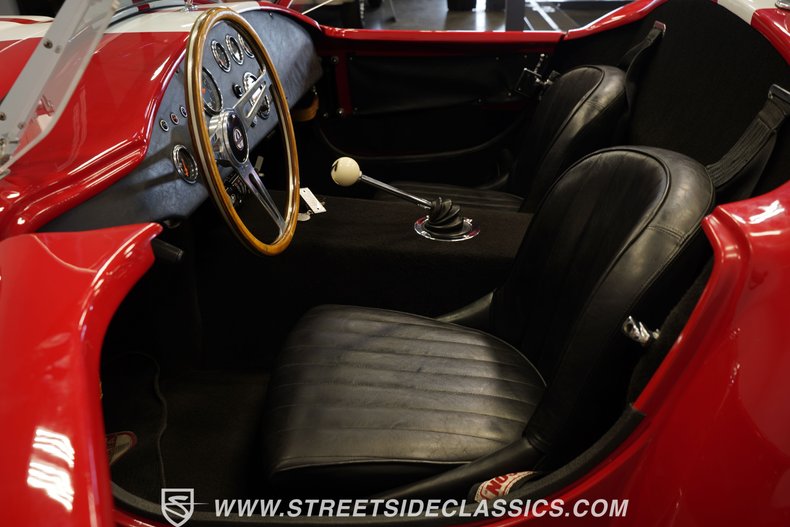 Unknown-Cobra-1966-Red-Black-4