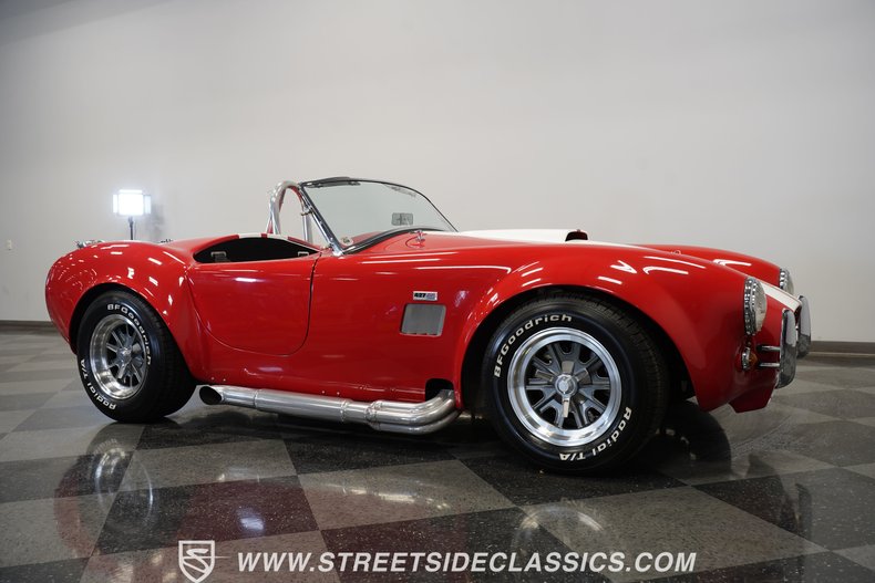 Unknown-Cobra-1966-Red-Black-40