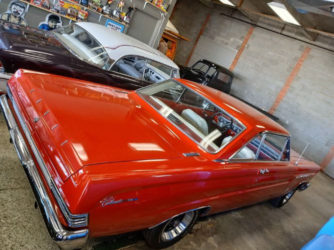 Unknown-Comet-1955-Red