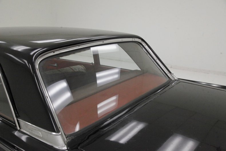 Unknown-Comet-1962-Black-Red-17