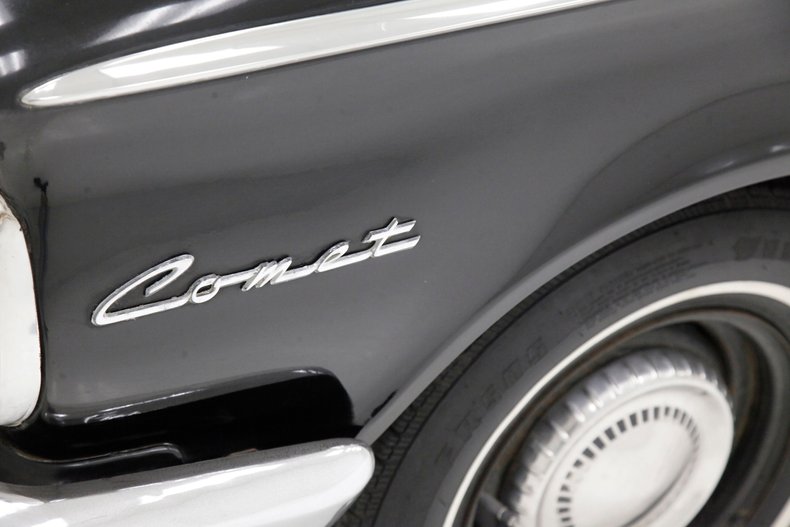 Unknown-Comet-1962-Black-Red-26