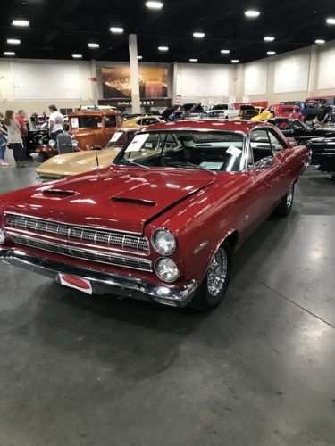 Unknown-Comet-1966-Red-Black-1