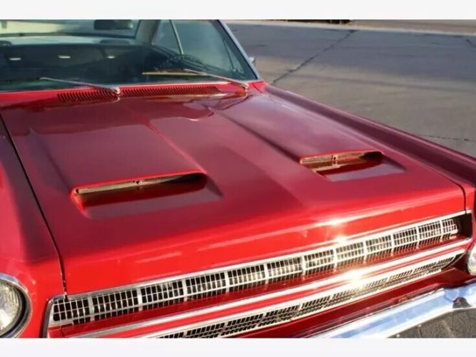 Unknown-Comet-1966-Red-Black-18