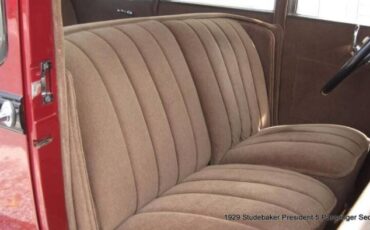 Unknown-Commander-1929-Burgundy-Beige-13