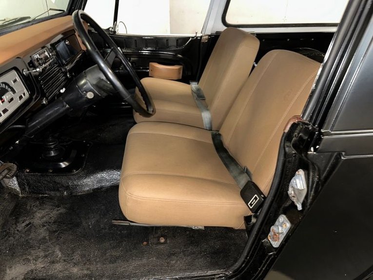 Unknown-Commando-1973-Black-Tan-10