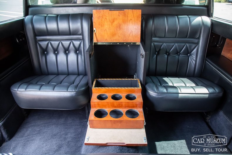 Unknown-Continental-1969-Black-Black-Leather-10