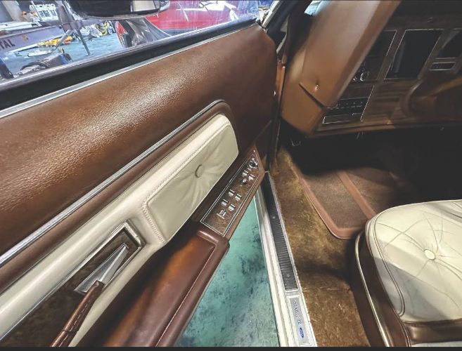Unknown-Continental-1974-White-2