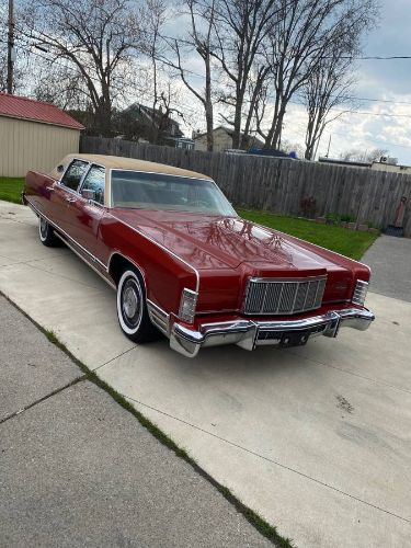 Unknown-Continental-1975-Red-1