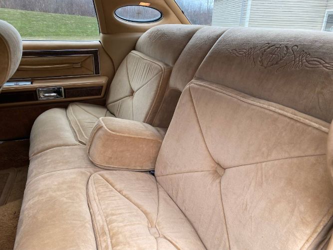 Unknown-Continental-1975-Red-4