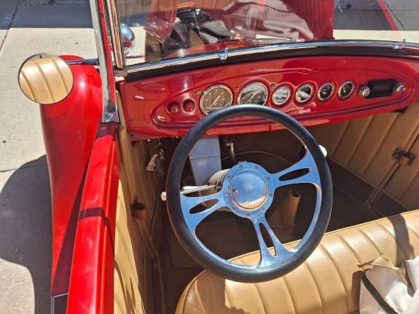 Unknown-Convertible-1929-red-tan-10