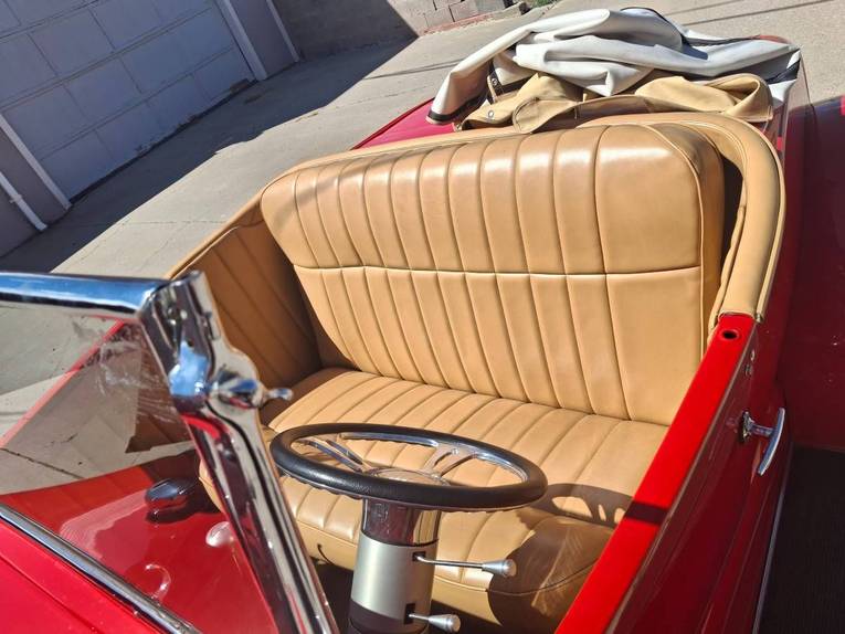 Unknown-Convertible-1929-red-tan-11