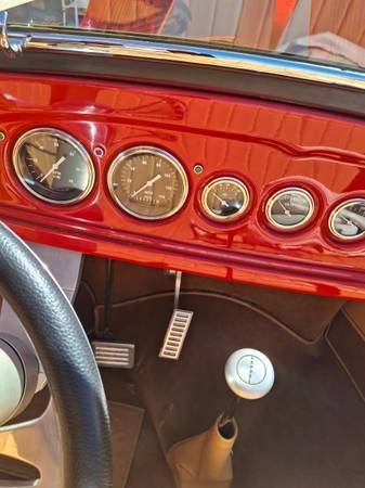 Unknown-Convertible-1929-red-tan-9