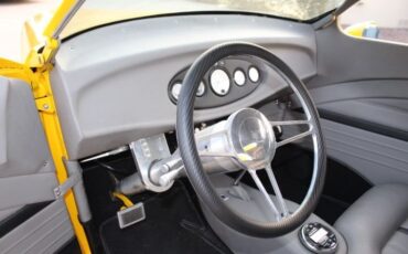 Unknown-Convertible-1932-yellow-gray-1