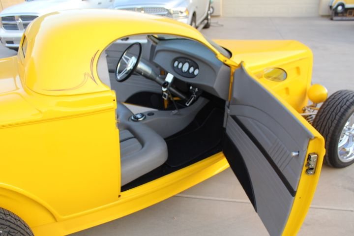 Unknown-Convertible-1932-yellow-gray-12