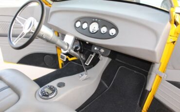 Unknown-Convertible-1932-yellow-gray-2