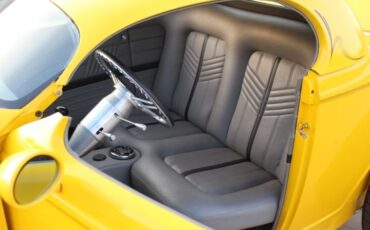 Unknown-Convertible-1932-yellow-gray-21
