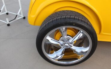 Unknown-Convertible-1932-yellow-gray-33