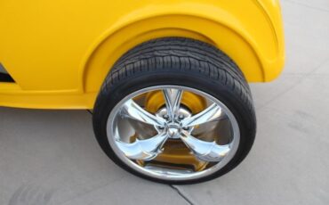 Unknown-Convertible-1932-yellow-gray-37