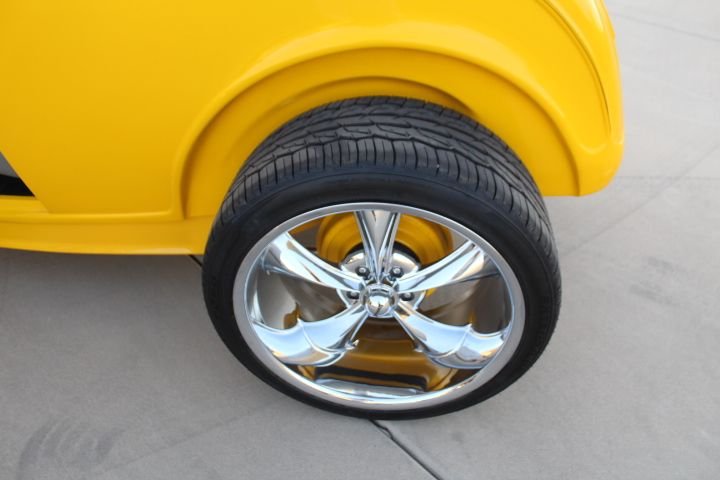 Unknown-Convertible-1932-yellow-gray-37