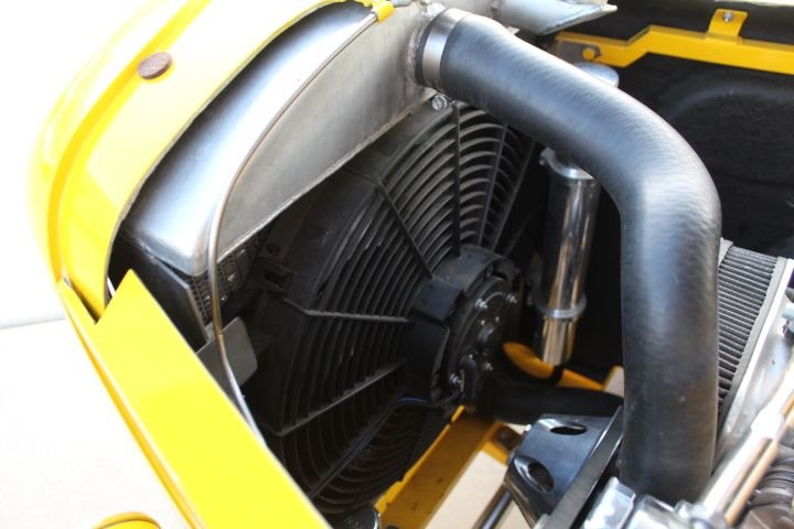 Unknown-Convertible-1932-yellow-gray-5