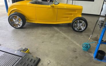 Unknown-Convertible-1932-yellow-gray-7
