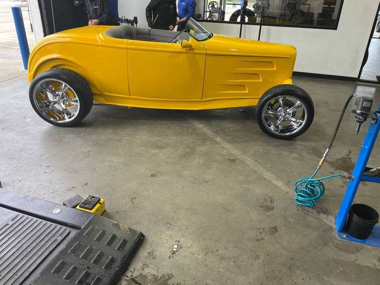 Unknown-Convertible-1932-yellow-gray-7
