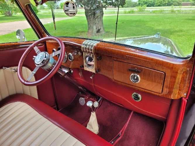 Unknown-Convertible-1935-Leather-17