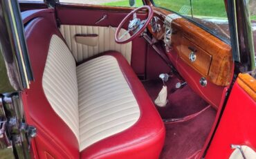 Unknown-Convertible-1935-Leather-22