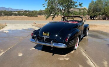 Unknown-Convertible-1941-Black-Red-1