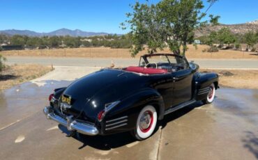 Unknown-Convertible-1941-Black-Red-2