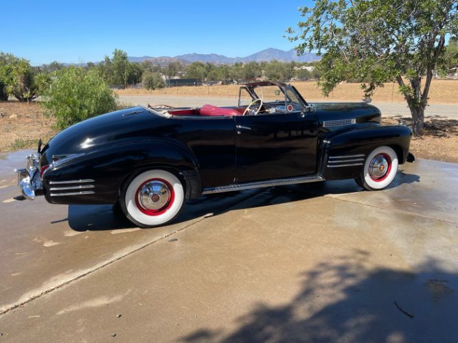 Unknown-Convertible-1941-Black-Red-24