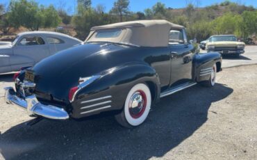 Unknown-Convertible-1941-Black-Red-37