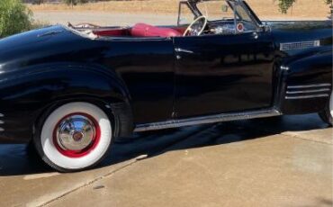 Unknown-Convertible-1941-Black-Red-46