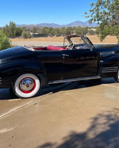 Unknown-Convertible-1941-Black-Red-46