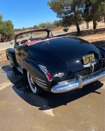 Unknown-Convertible-1941-Black-Red-47