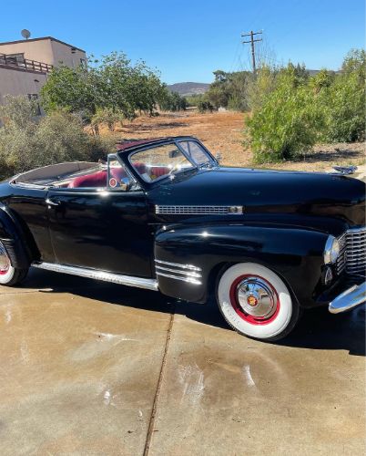Unknown-Convertible-1941-Black-Red-5