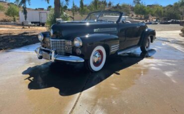 Unknown-Convertible-1941-Black-Red-7