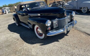 Unknown-Convertible-1941-Black-Red-8