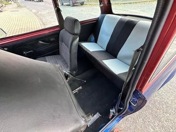 Unknown-Cooper-1975-Blue-Black-6