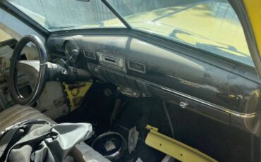 Unknown-Coronet-1952-Yellow-7