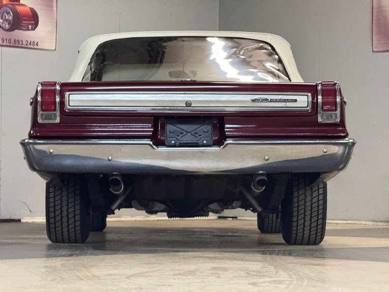 Unknown-Coronet-1965-Burgundy-White-10
