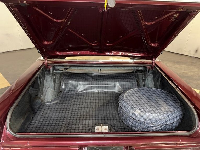 Unknown-Coronet-1965-Burgundy-White-3