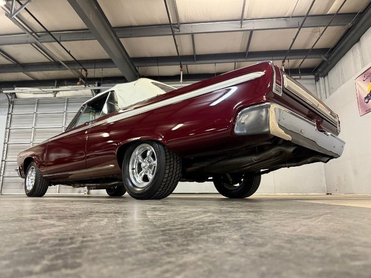Unknown-Coronet-1965-Burgundy-White