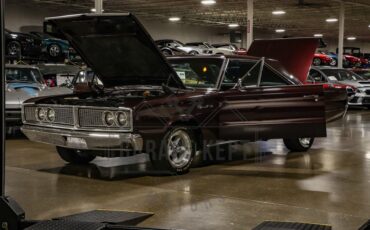 Unknown-Coronet-1966-Dark-Red-Metallic-Black-11