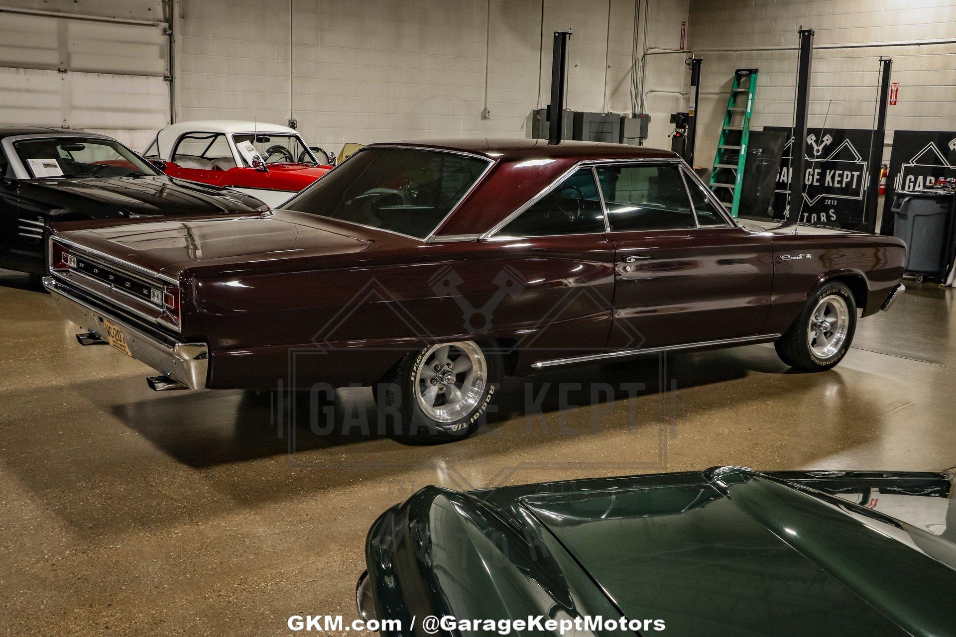 Unknown-Coronet-1966-Dark-Red-Metallic-Black-24