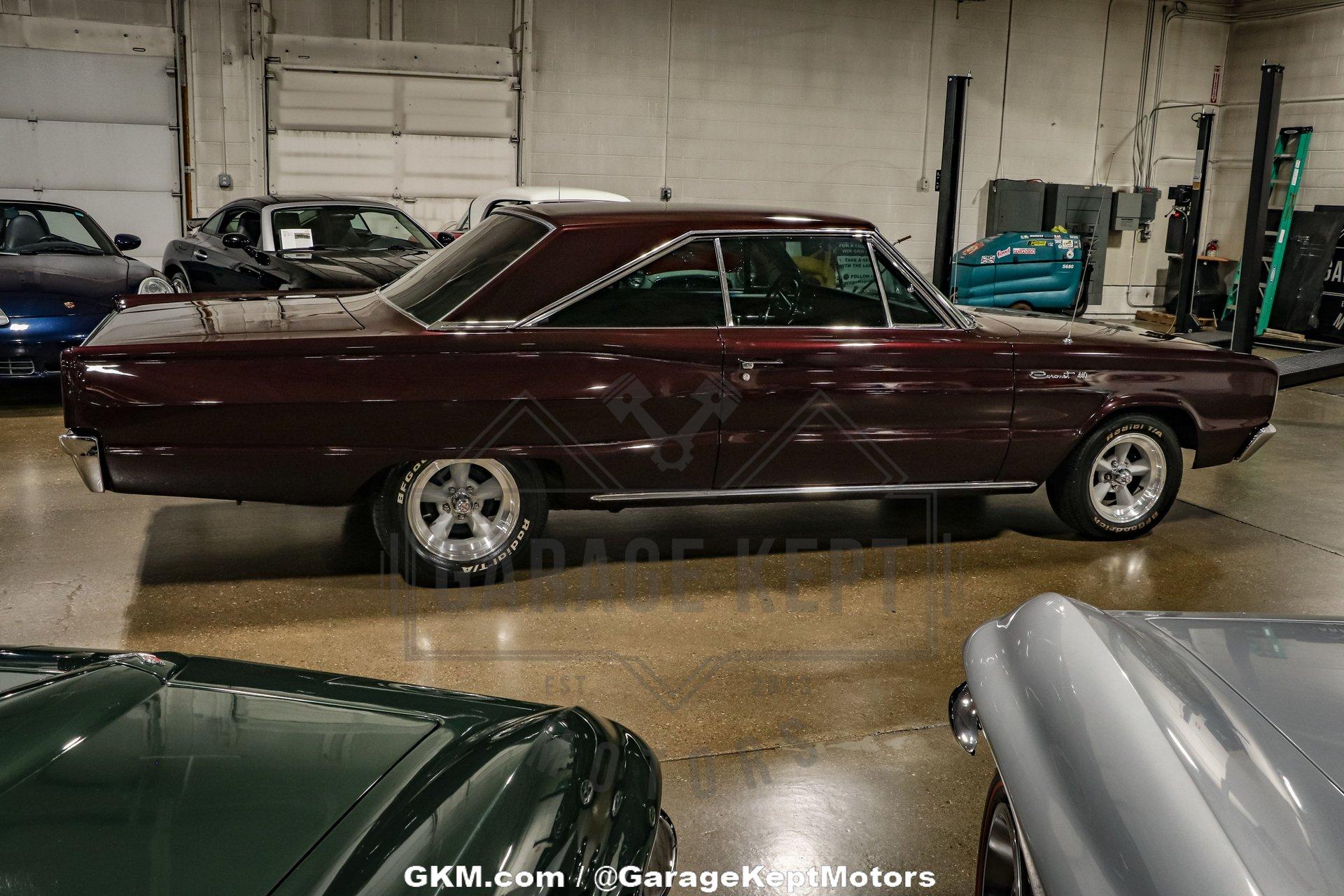 Unknown-Coronet-1966-Dark-Red-Metallic-Black-25