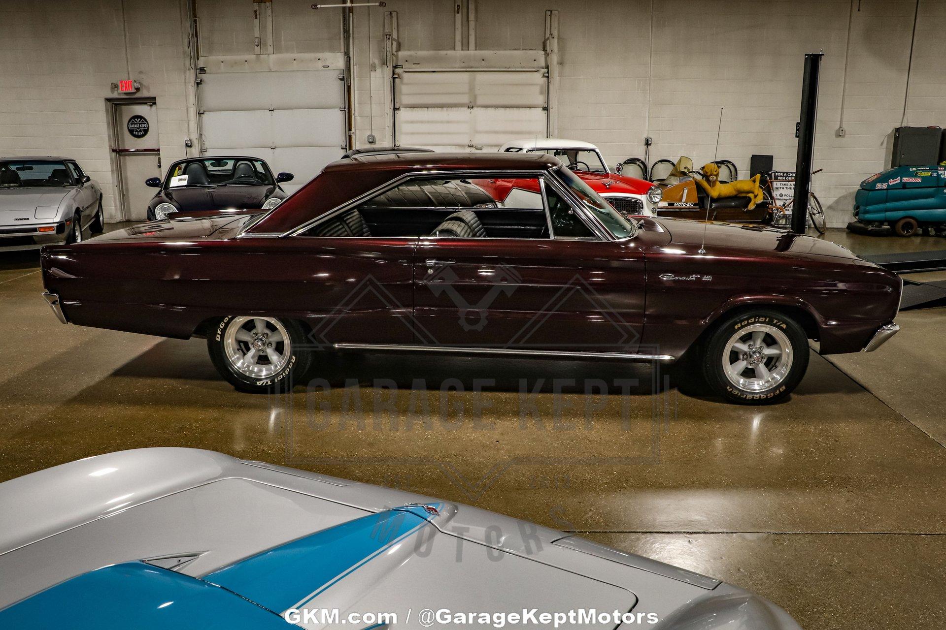 Unknown-Coronet-1966-Dark-Red-Metallic-Black-26