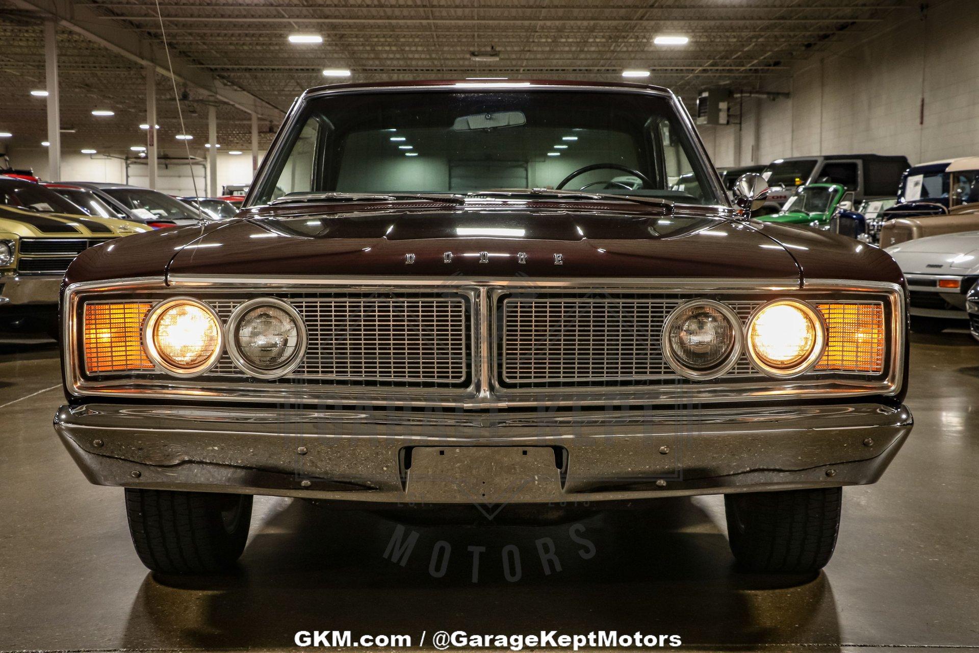 Unknown-Coronet-1966-Dark-Red-Metallic-Black-3