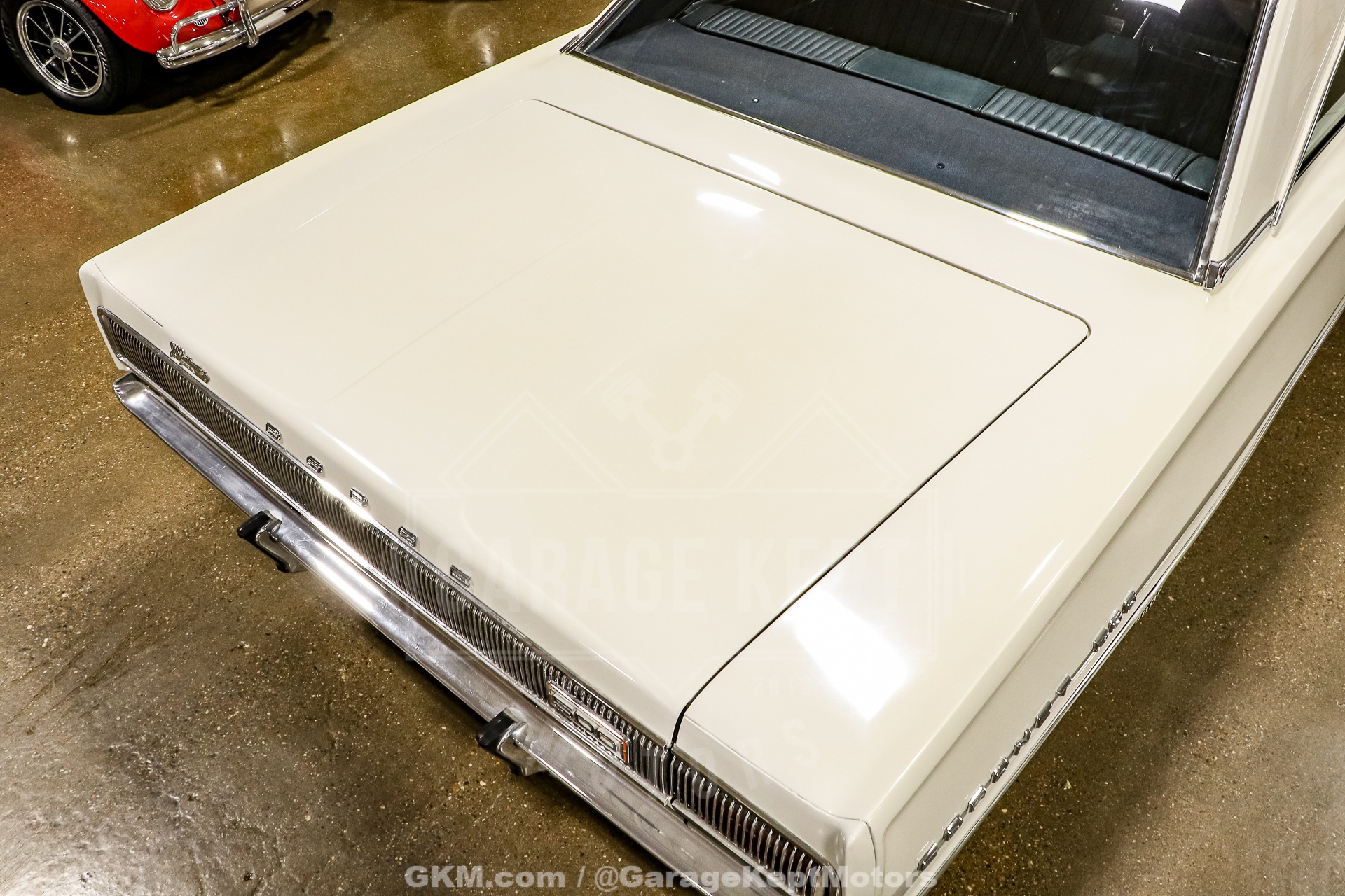 Unknown-Coronet-1967-White-Blue-10