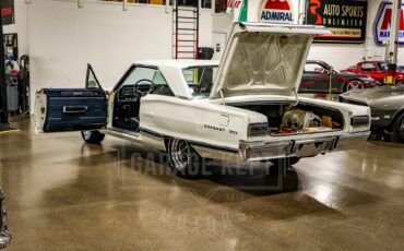 Unknown-Coronet-1967-White-Blue-2
